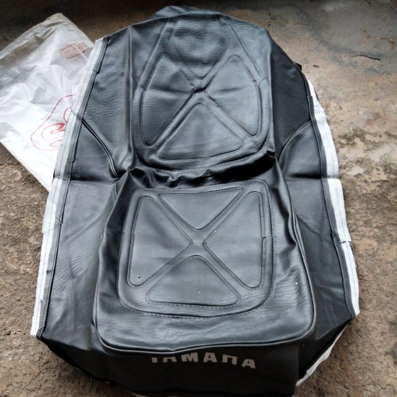 YAMAHA V80 SUPER DELUXE ROBOT KULIT JOK MOTOR SARUNG JOK MOTOR