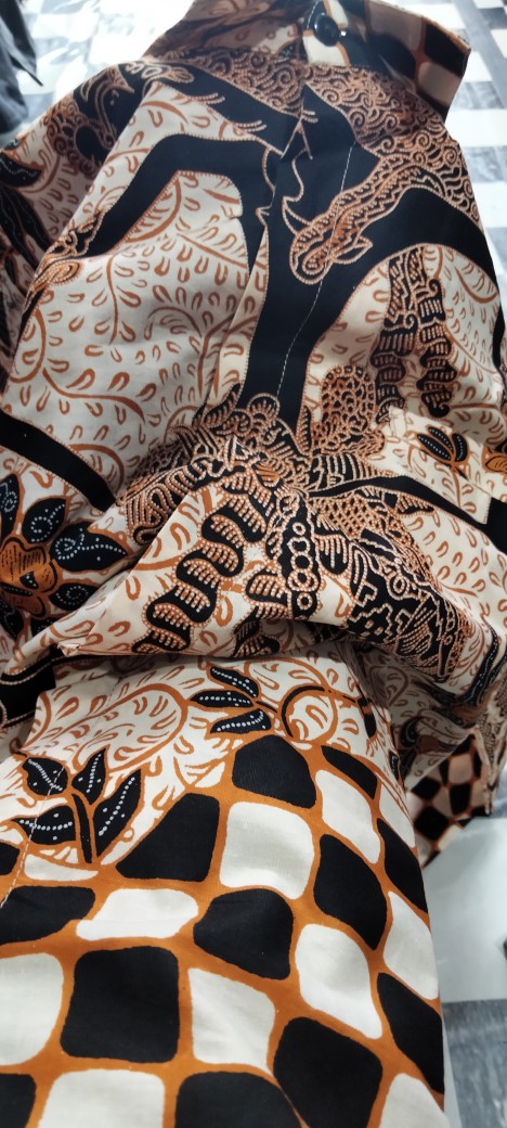 Batik Solo Kemeja Batik Pria Panjang Antasena Senojoyo Batiksoloamanah 145.000