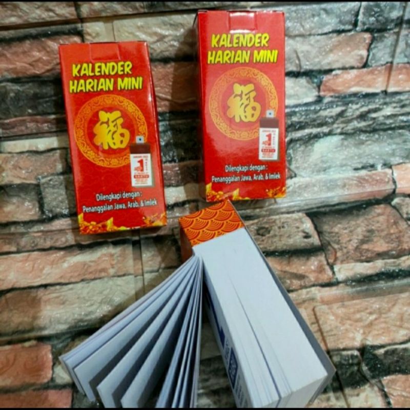 

Kalender harian mini 2022