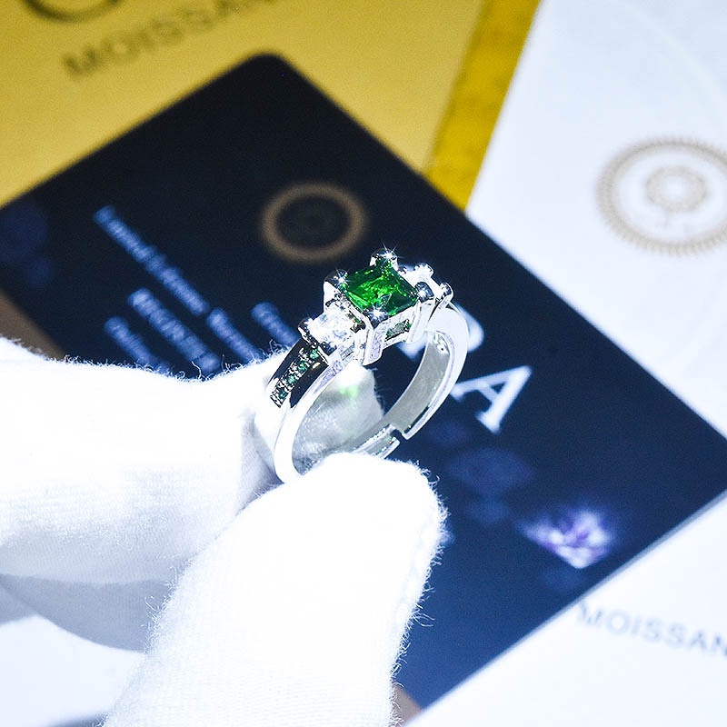 Cincin Berlian Persegi Hijau Perak Wanita 925