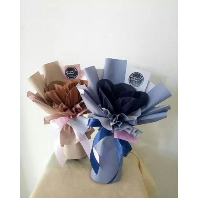 

Buket Wisuda isi Hijab model kelopak