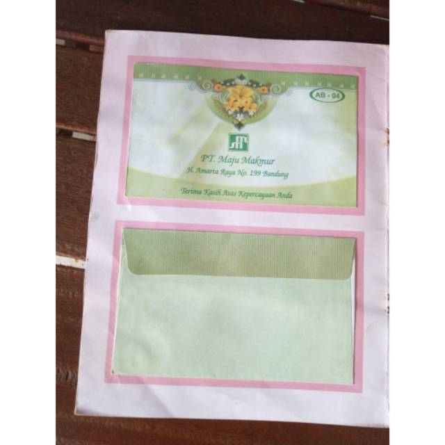 

Amplop lebaran, ucapan (tanggung)