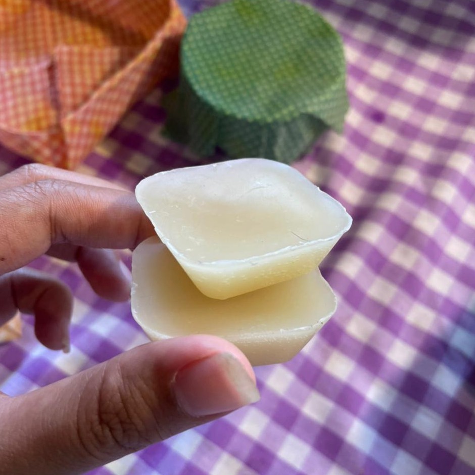 

Beeswax/lilin lebah alami dan food grade untuk food wrap