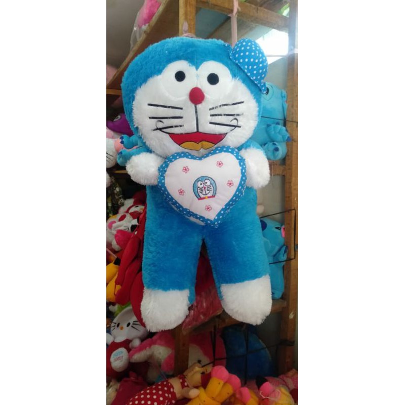 Boneka jumbo doraemon love 90cm