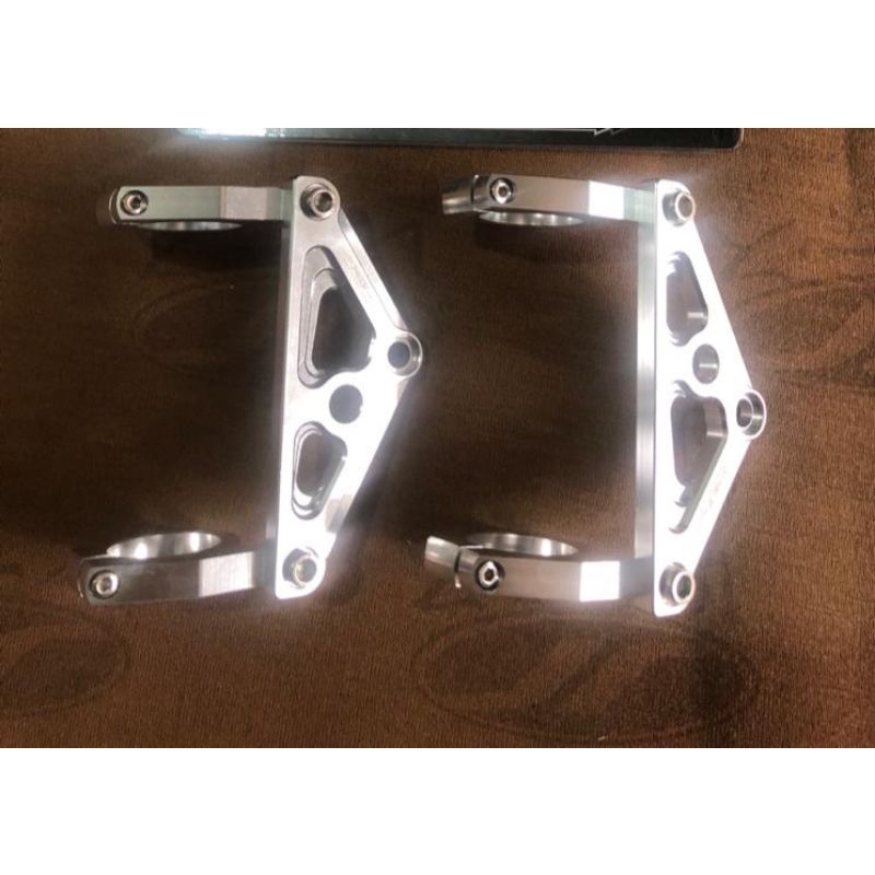 Breket Dudukan Kupingan Lampu Pesek AS 31 dan 33 + Dudukan Plat as 31, 33