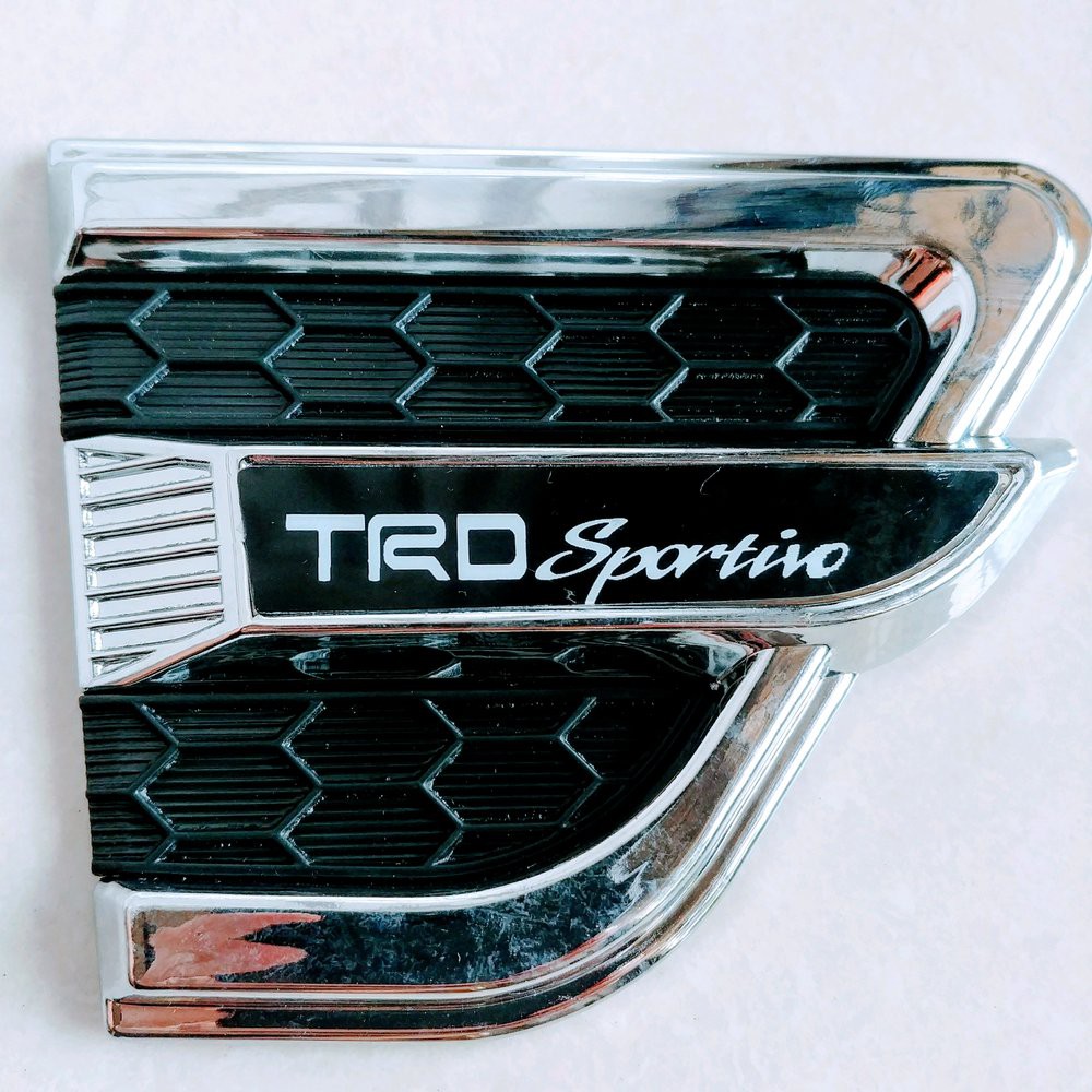 side ventilator emblem air flow samping MOBIL  logo daihatsu terios