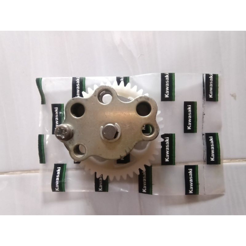 gear set oilpump pompa oli Kawasaki KLX 150 BF S L asli ori