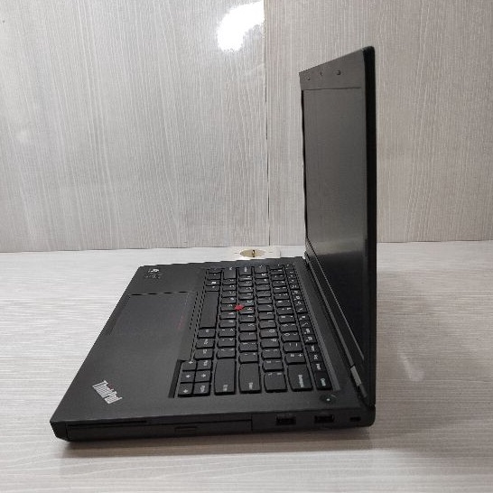 Laptop Lenovo Thinkpad T440p Core i5 gen 4 Ram 4GB HDD 500GB Second Bergaransi