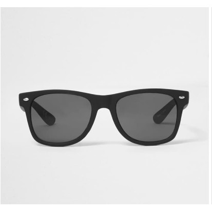 Kacamata gaya Sunglasses Model Wayfarer 