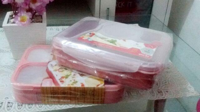 Lunch Box Yooyee Sekat 4 Sup