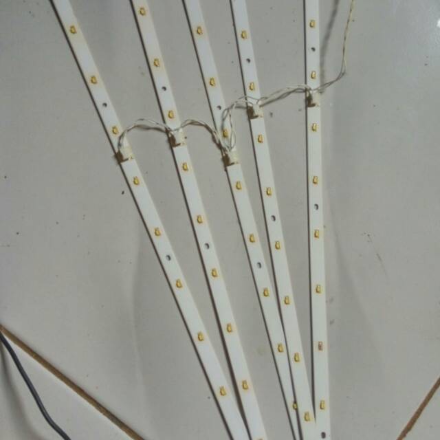 bl backlight tv led polytron pld 22D900 ori