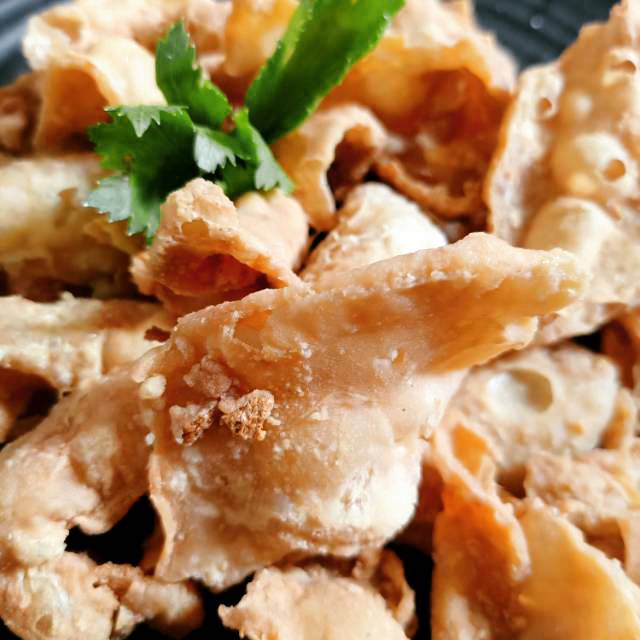 

CHICKEN SKIN CRISPY KULIT AYAM KRIUK MANTUL 10K