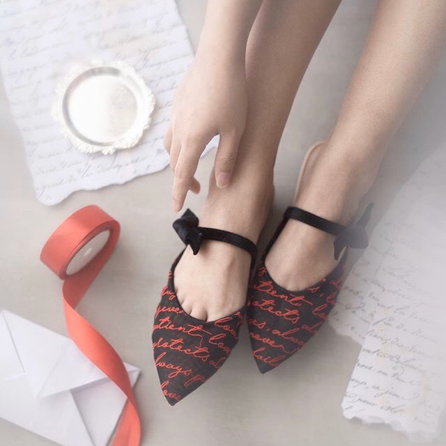 Ittaherl Love Letter Slipper Ink