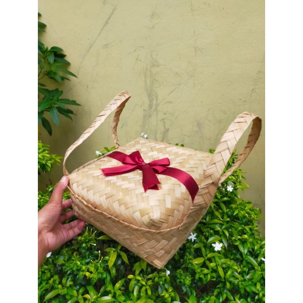 

besek jinjing size 20*20 harga sepasang