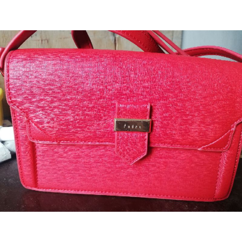 Tas Pedro Wanita warna merah