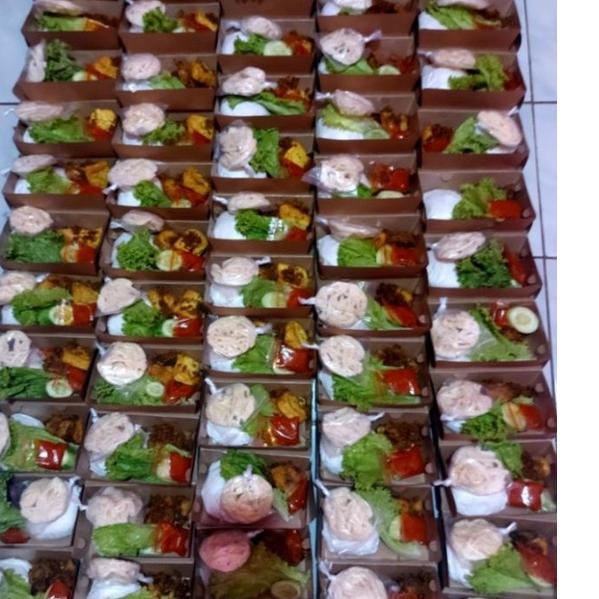 {Original} Lunch Box Paper, Isi 50 Pcs Size M (Medium), Dus Kemasan Nasi+Ayam, Nasi Kuning, Donat, R