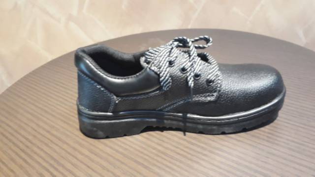 Sepatu Safety Shoes Low Cut - ssslc 15