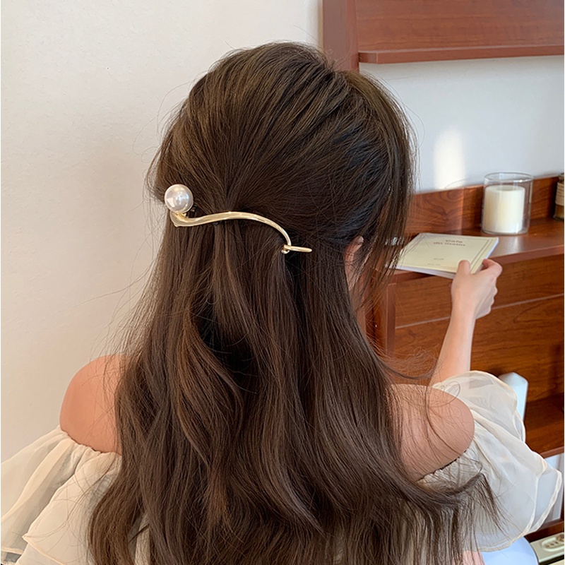 Jepit Rambut Bentuk Bunga Butterfly Aksen Mutiara Imitasi Untuk Wanita