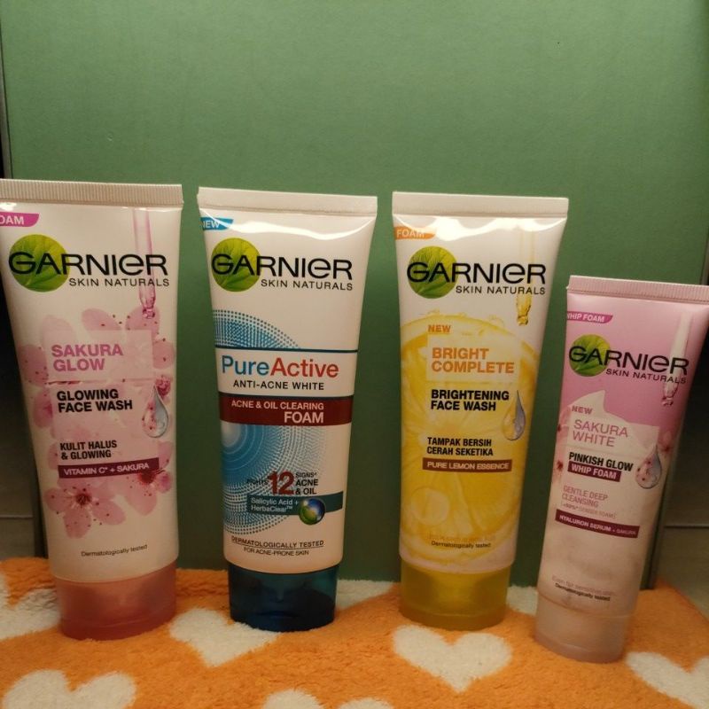 Garnier Sakura White Pinkish Sakura Glow whip foam Garnier bright complete foam Garnier pure active