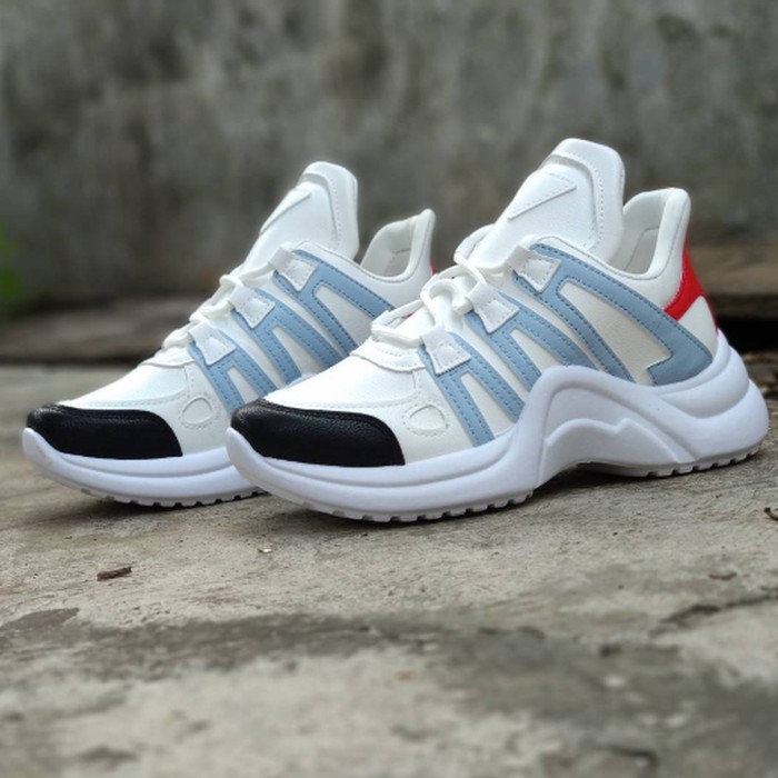 Sepatu Sneakers Louis Vuitton Premium Original
