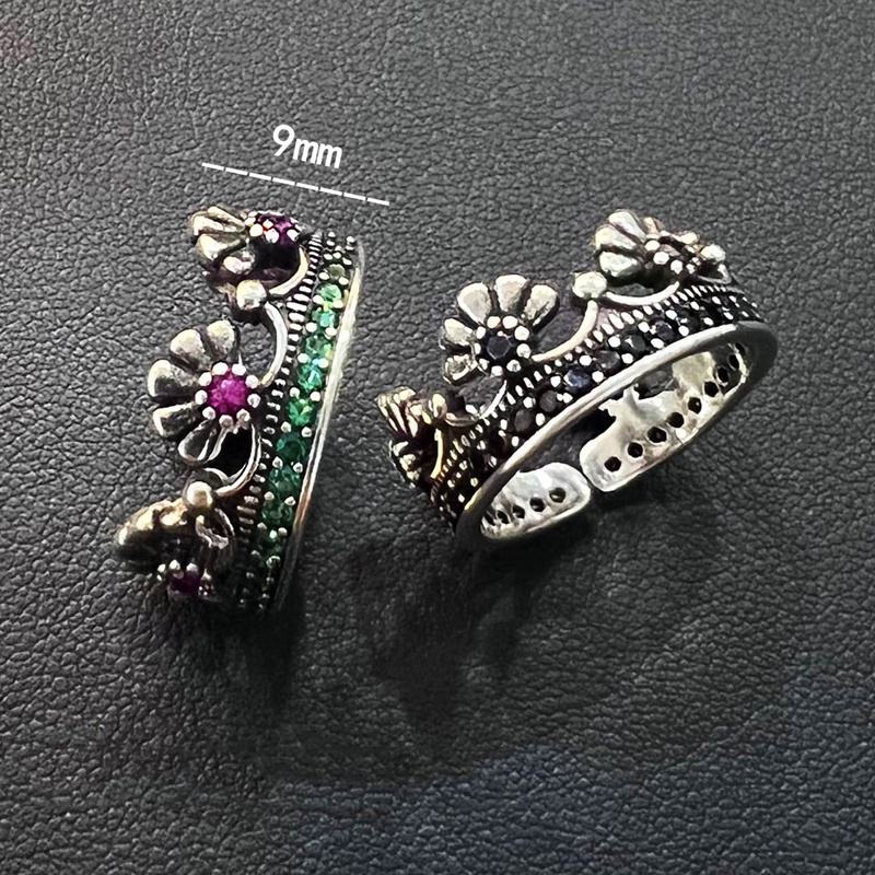 Cincin Model Terbuka Adjustable Desain Mahkota Bunga Aksen Zircon Hitam Gaya Retro Unik Untuk Wanita
