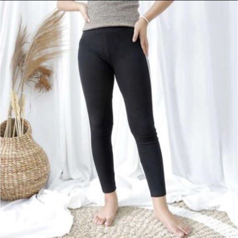 Legging Hitam | Legging Wanita | Legging Panjang | Legging Jumbo | Legging Standar | Legging Tebal