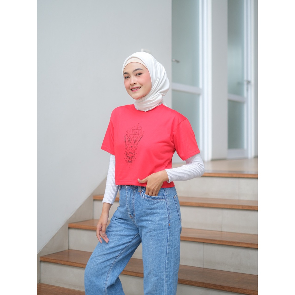 Baju Atasan Wanita Terbaru Kaos Crop Top COTTON METAMORF