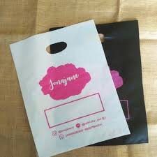 Sablon Plastik Plong HD 20x30 / dcut bag / kantong plastik / olshop / kresek packing /distro /packing