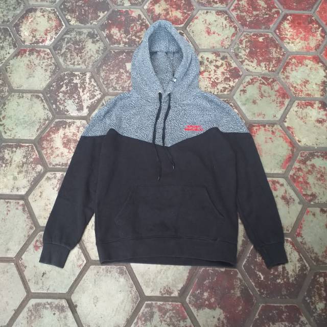 HOODIE GHOST REPUBLIC