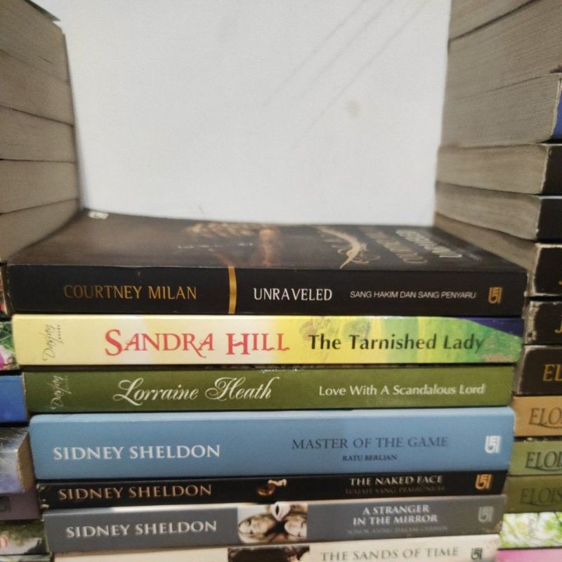 Historical romance novel terjemahan bekas