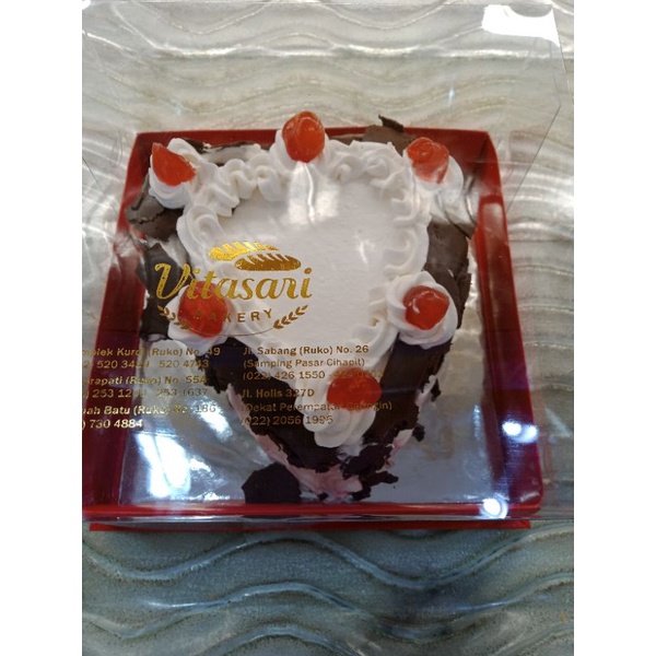 

Ssl09 Kue Ultah black forest Vitasari bakery - black forest pagar - birthday cake