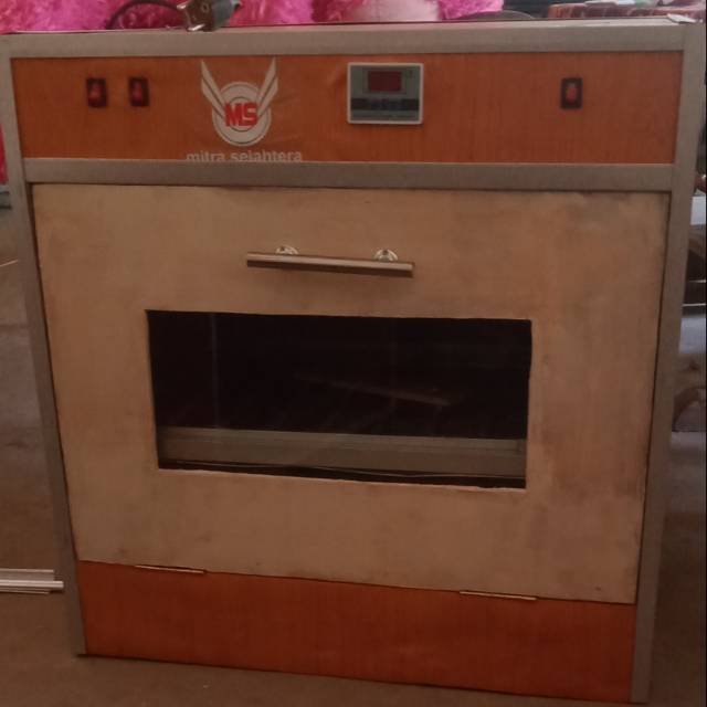 Mesin tetas telur full otomatis