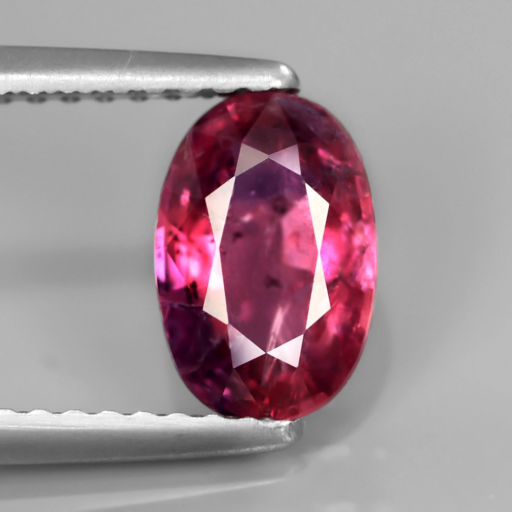 Certified Oval Natural Unheated Untreated Purplish Pink Sapphire Winza Tanzania 1.37Ct SP017