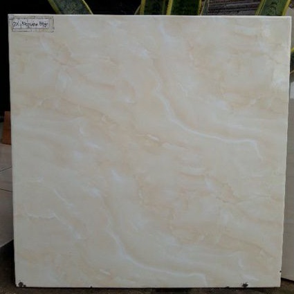 keramik 50x50 mengkilap / glossy
