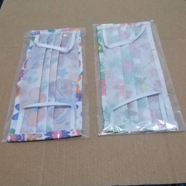 

Masker kain spunbond motif