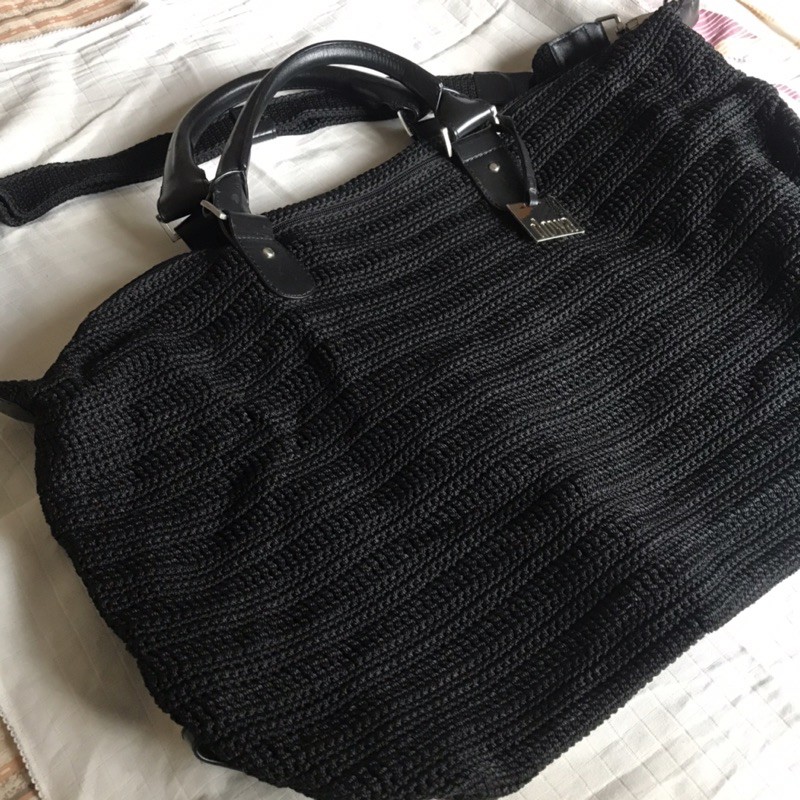 [JUAL RUGI PRELOVED] DOWA BAG hitam, tas rajut tebal ukuran besar + FREE 1 MASKER KAIN
