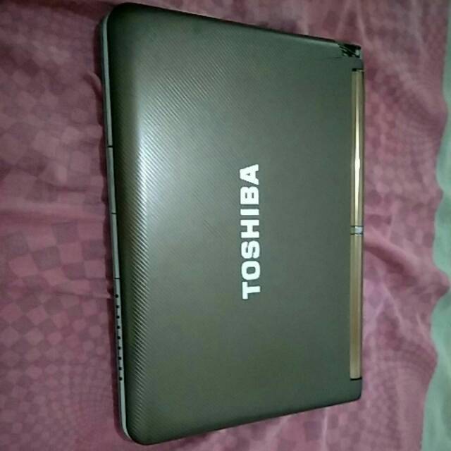 Preloved Laptop Toshiba NB 305