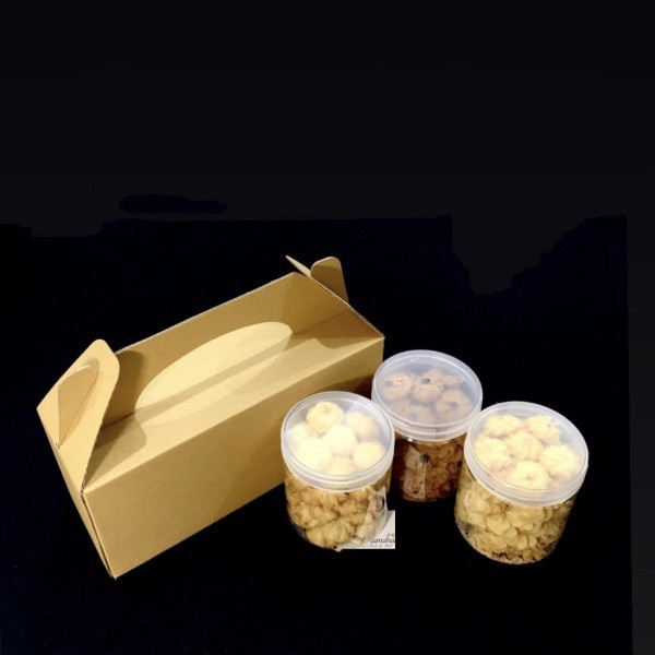 

Kardus Box Tenteng Dus Toples Tabung 600 Ml Kotak Box Bingkisan Cake Dus Packaging Box Hampers