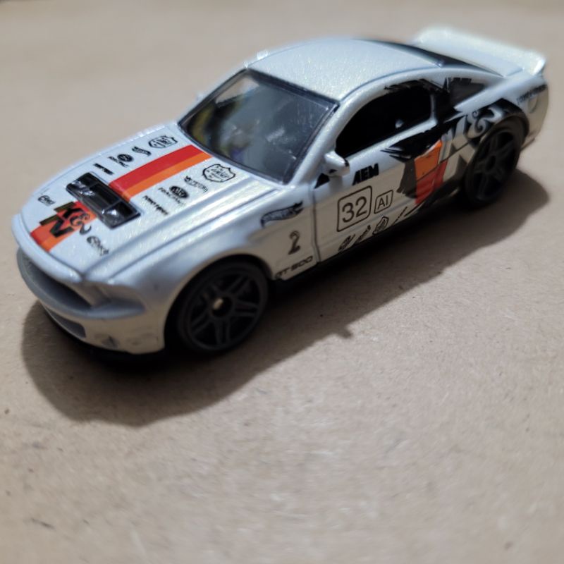 HOT WHEELS [ LOOSE ] '10 FORD SHELBY GT500 / HW CITY [ WHITE K&N ]
