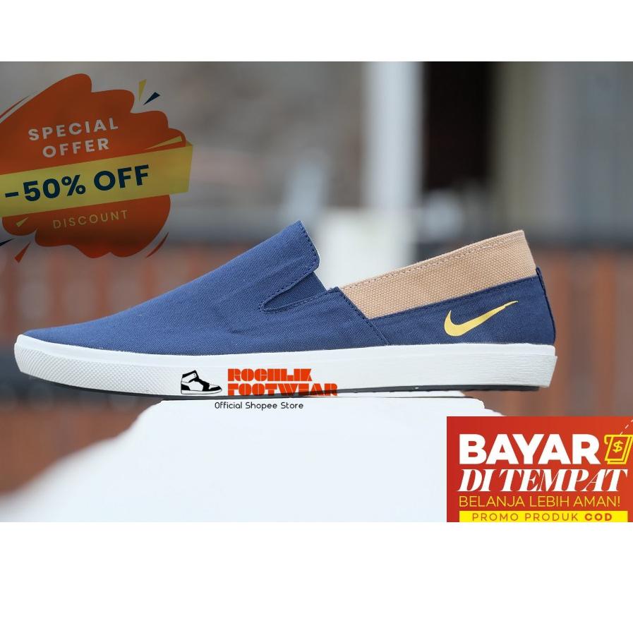 [KODE WM90P] sepatu slip on pria nike warna hitam biru dengan berbahan kanvas slop sneakers kasual g