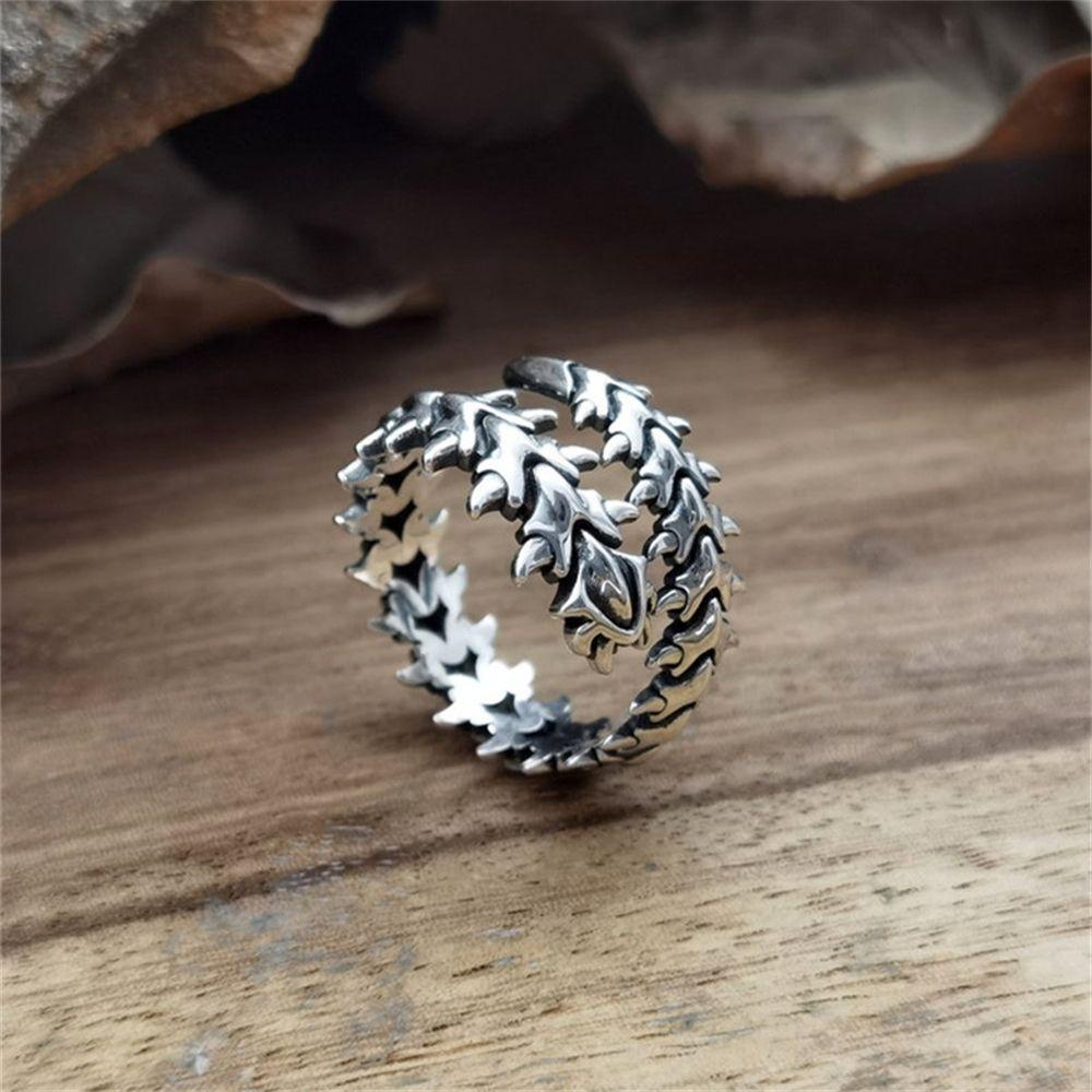 Lily Lipan Cincin Hadiah Biker Batu Lilit Tulang Geometris Logam Gothic Gaya Punk