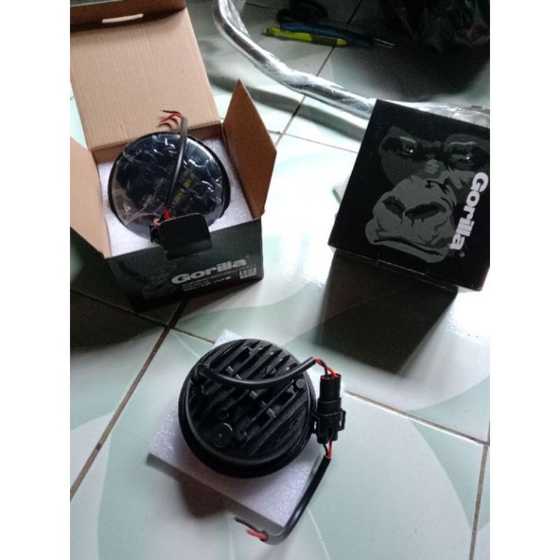 Lampu Daymaker  C70 Ring Hitam Gorilla