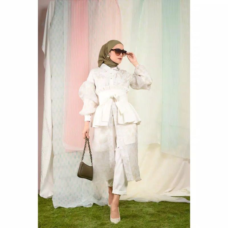 SIDELINE - Outer Sideline x Tyqasya Series