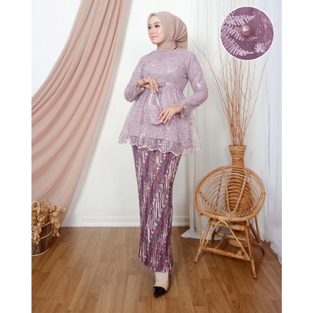 Kadai.baju / Kebaya blouse maria / Kebaya aurora / Kebaya brukat tille / Kebaya remaja / Kebaya wisuda