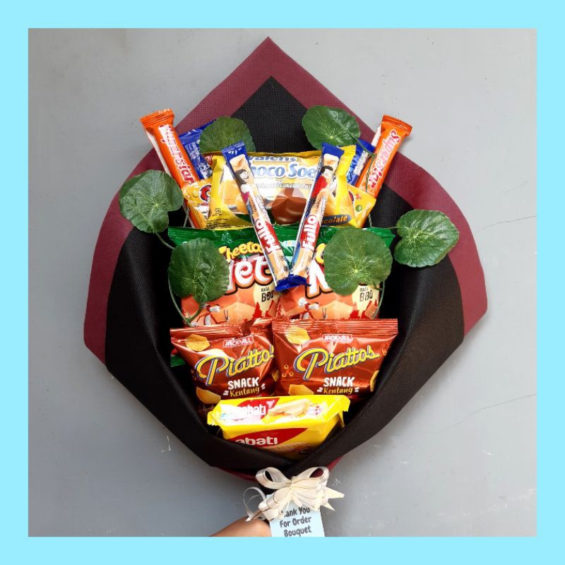 

Bouquet Snack Black Maroon (snack random)