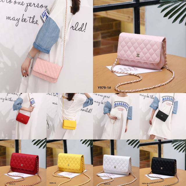 Chanel WOC Caviar Leather Y979-1 04