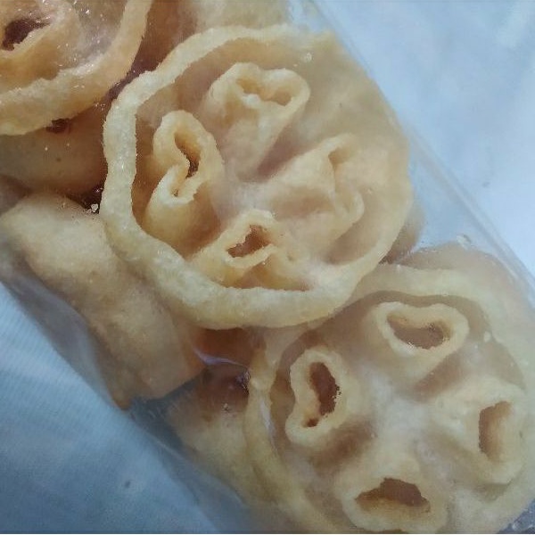 Kembang Goyang / Kue Matahari