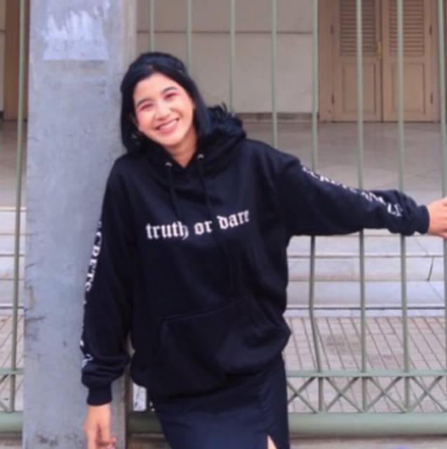 SWEATER JAKET HOODIE (TRUTH OR DARE)