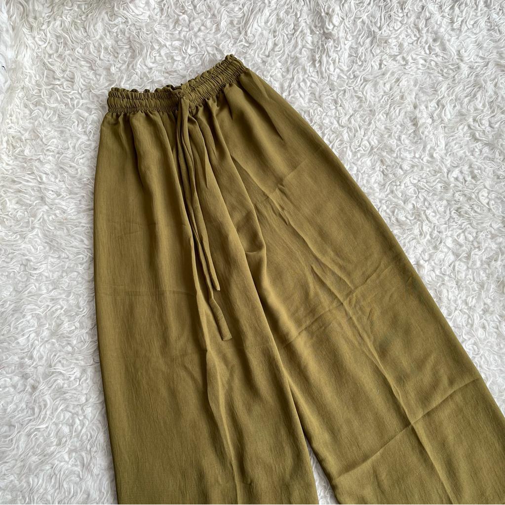 RUBY SET//SETELAN KULOT KRINKEL//OOTD KEKINIAN// SETELAN TERLARIS// SETELAN PALING BANYAK DI MINATI-CELANA SAJA ARMY