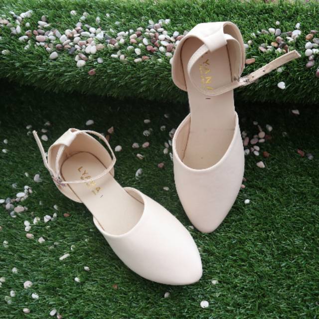 Narnia Flatshoes